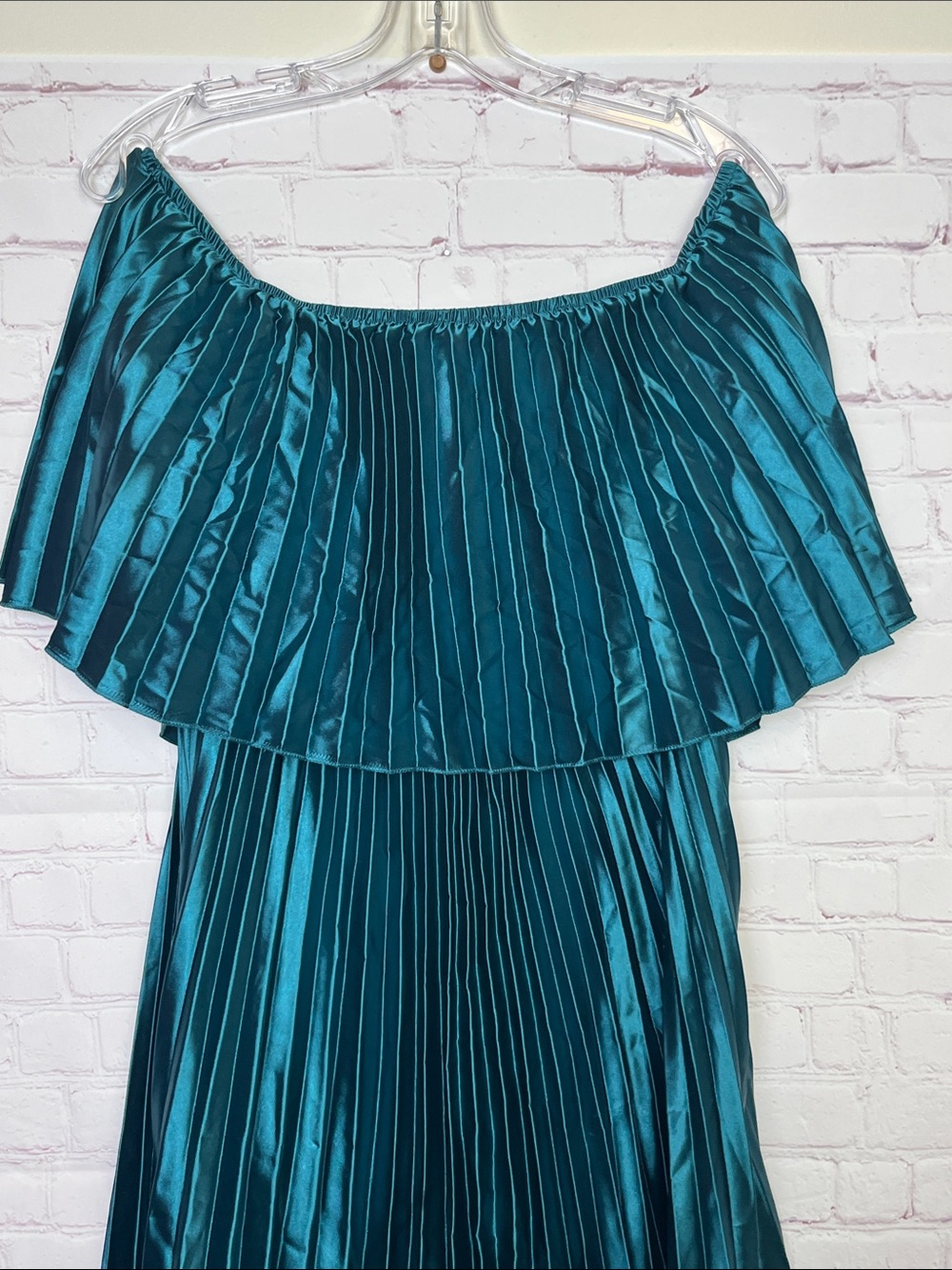 Dark Teal Green Off Shoulder Pleated Dress - Picture 3 of 11